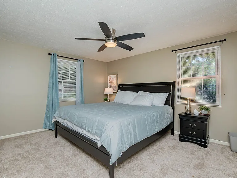 1387 Firethorne Dr — Photo 7