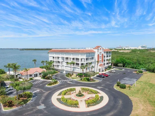 8984 Puerto Del Rio Dr Unit 402, Cape Canaveral, FL 32920