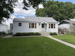 1911 Beck Ave, Cody, WY 82414