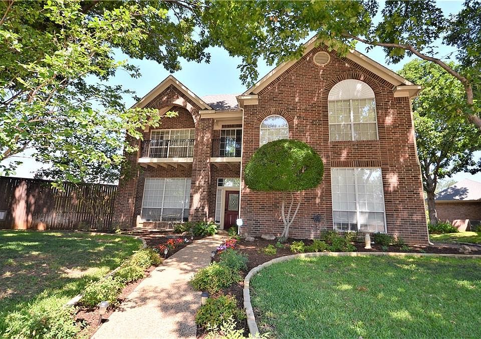 1st image of 1423 Bogard Ln