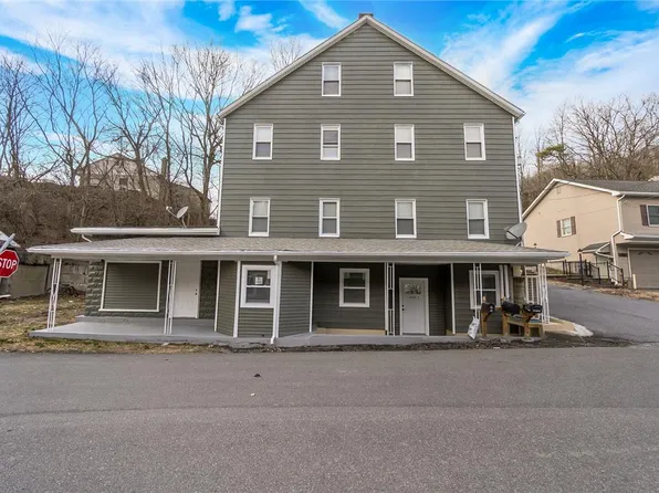 2269 Pennsylvania Ave, Martins Creek, PA 18013