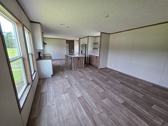 5th image of 2519 Barnes Rd