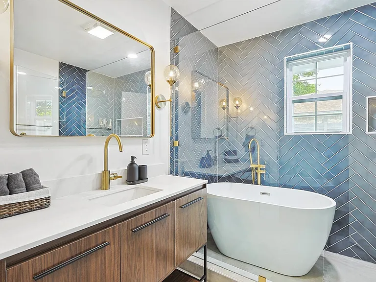 1012 Cloverdale Ln — Photo 27