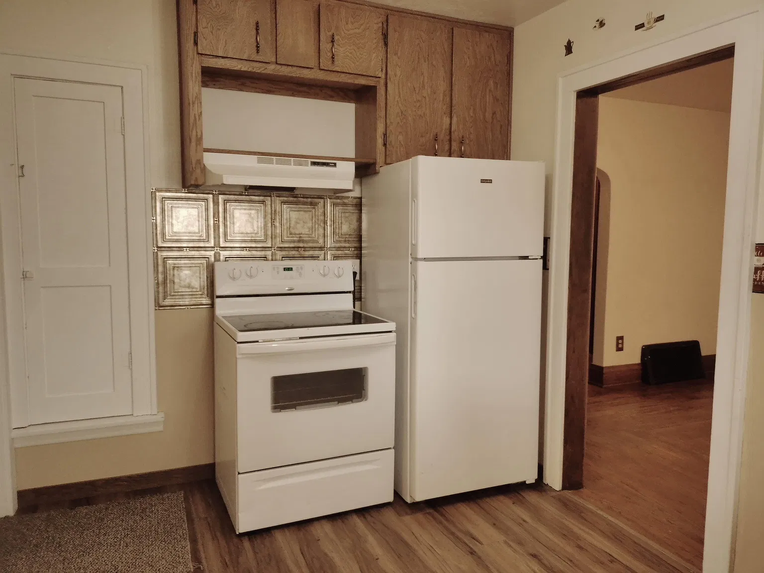 4 bed, 1968 sqft, $1,700 — Photo 4