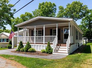 15 Indian Trl, Plymouth, MA 02360
