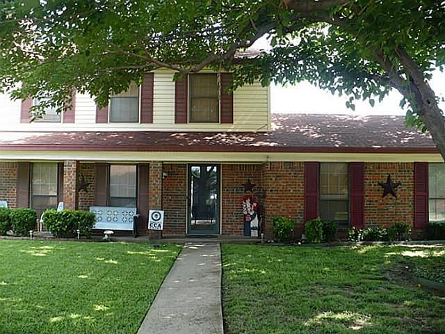 1st image of 3833 Westminster Dr