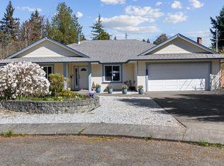 1474 Ridgemount Dr, Comox, BC V9M 3H1