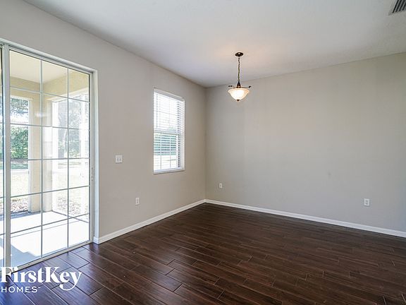 5th image of 6876 Lake Eaglebrooke Dr