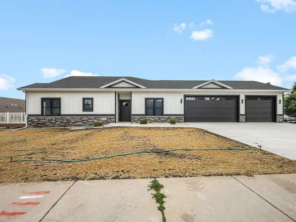 638 Sunset & 217 Dl, Lodi, WI 53555