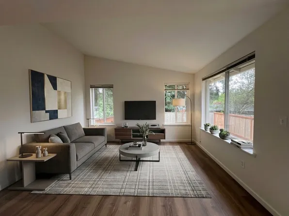 10232 Dakota Way #B, Everett, WA 98204