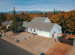 2880 Hawn Ave, Redding, CA 96002