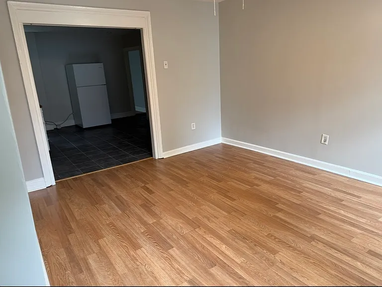 932 N Randolph St #1 — Photo 4
