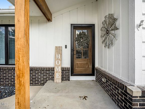 5th image of 24579 Thompson Rd