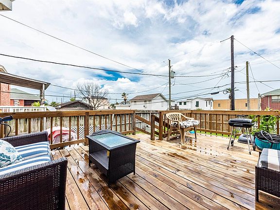 4th image of 5817 Avenue P 1/2
