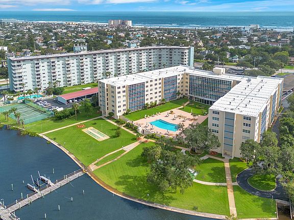 4th image of 1224 S Peninsula Dr APT 608
