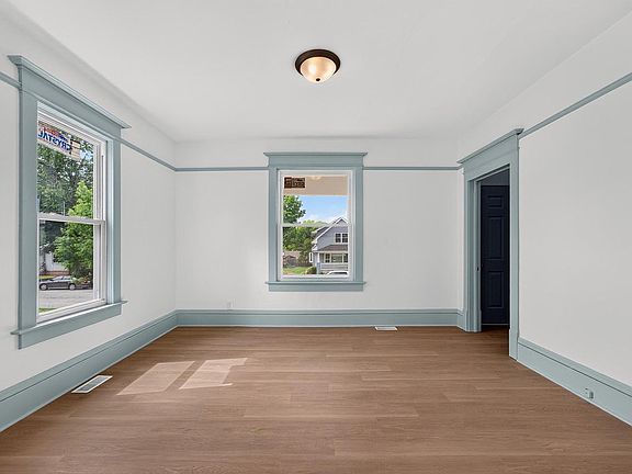 5th image of 2423 Cleveland PLACE