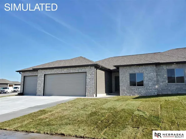 3765 S Twin Creek Rd, Lincoln, NE 68516