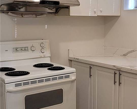 4th image of 855 Ellesmere Rd