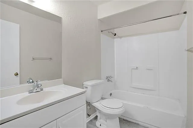 500 Behrman Hwy — Photo 10