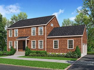 240 Old Wood Path, Southold, NY 11971