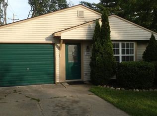 2901 Chevrolet Ave, Waterford, MI 48328