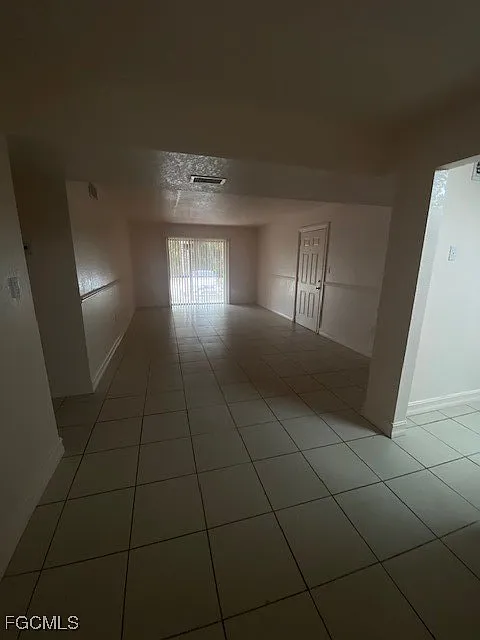 2 bed, 2.0 bath, 1047 sqft, $1,500 — Photo 4