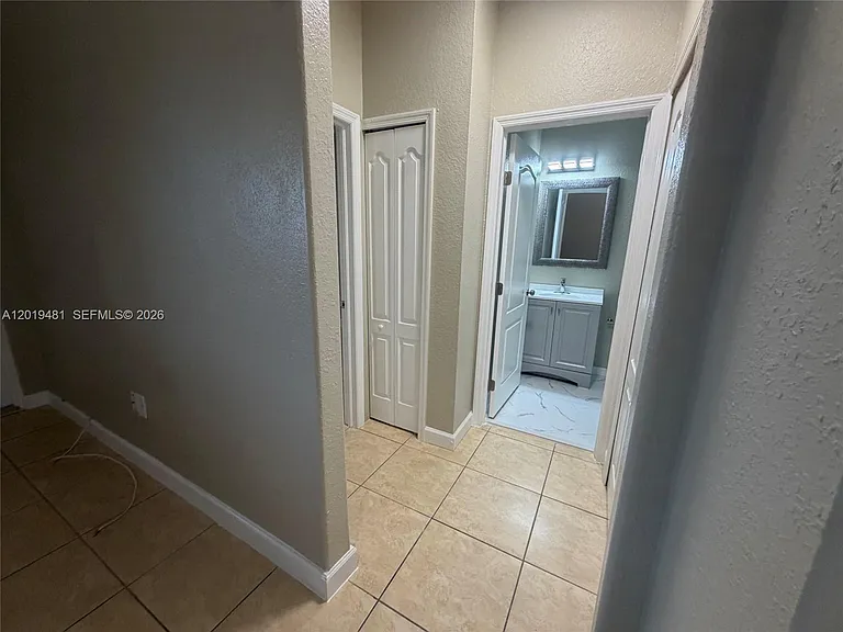 1535 SE 26th St #206 — Photo 10