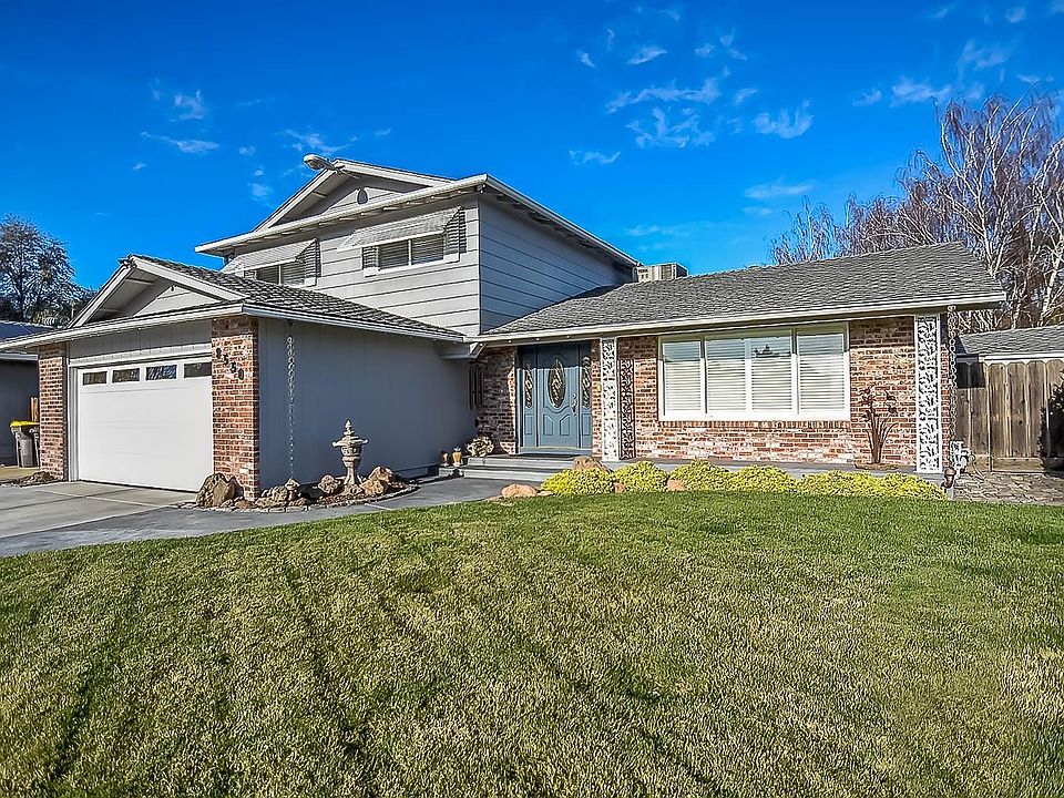 1st image of 8550 Saratoga Way