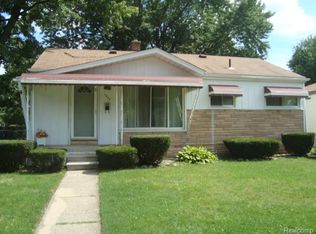 1044 Helen St, Garden City, MI