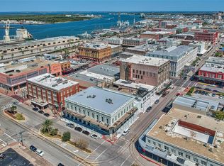 214 Rosenberg St, Galveston, TX 77550