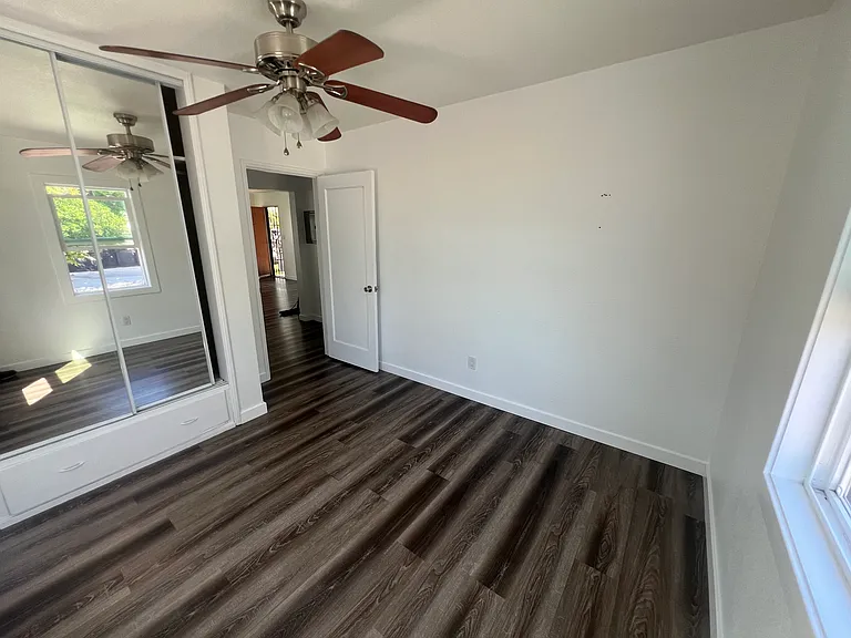 894 Washington Ave #1 — Photo 9