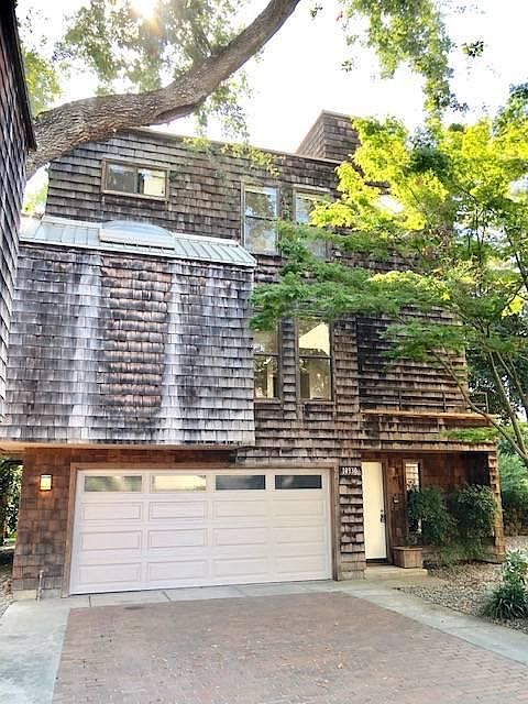 1st image of 10930 Lucky Oak St
