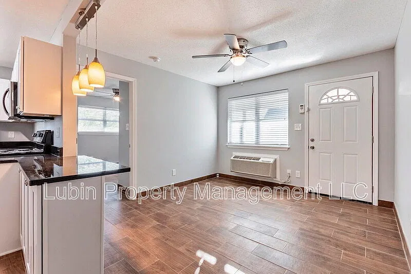 1 bed, 1.0 bath, 525 sqft, $799 — Photo 3
