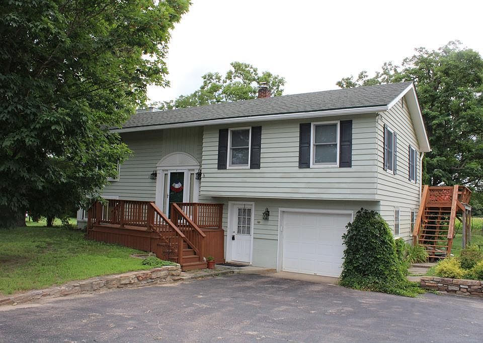 1st image of 494 Mason St