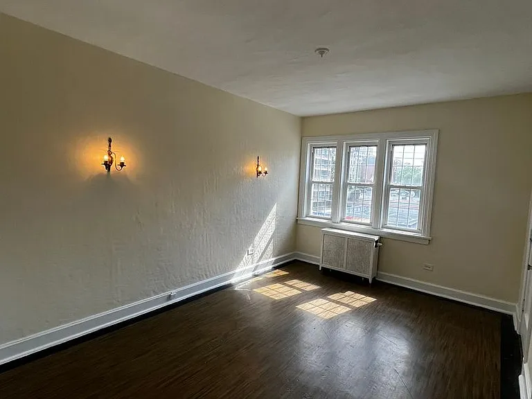 Bayard Manor Apartments — Photo 98