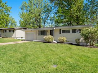 10234 Green Valley Dr, Saint Louis, MO
