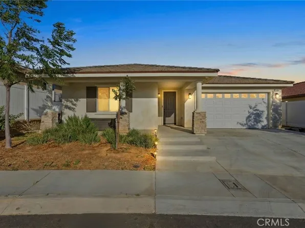 10710 Brookfield Dr, Riverside, CA 92505