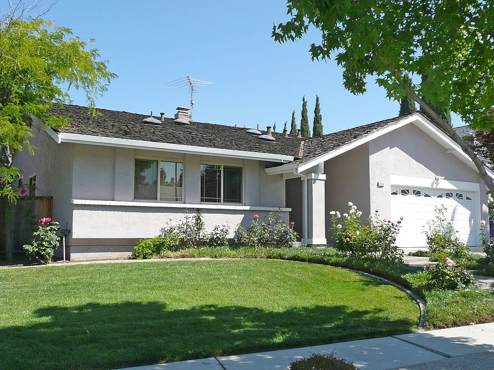 45450 Sodaville Drive