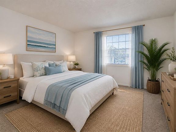 4th image of 205 POMPANO DRIVE SE #D