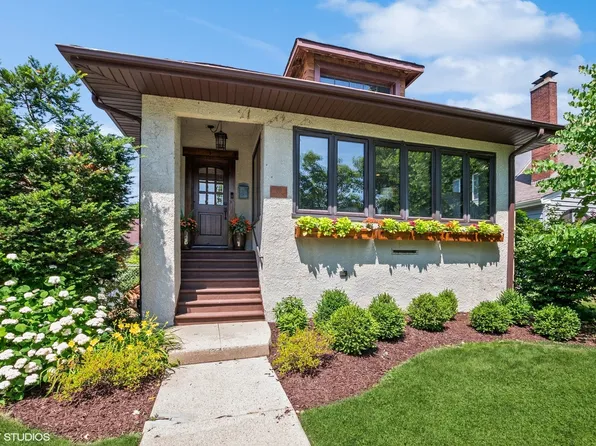 80 Malden Ave, La Grange, IL 60525