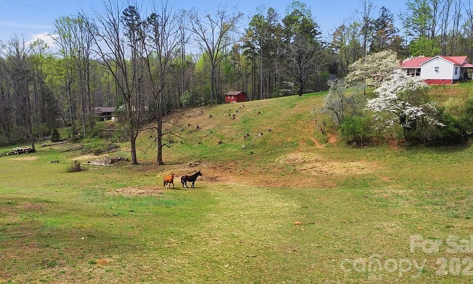 1st image of 337 Town Mountain Rd