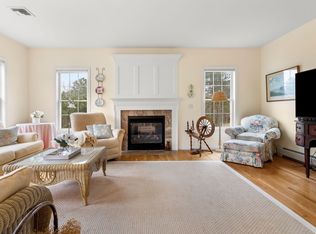 3 Pioneer Trl, Plymouth, MA 02360
