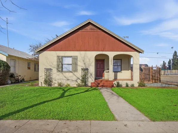 1206 W Center Avenue, Visalia, CA 93291
