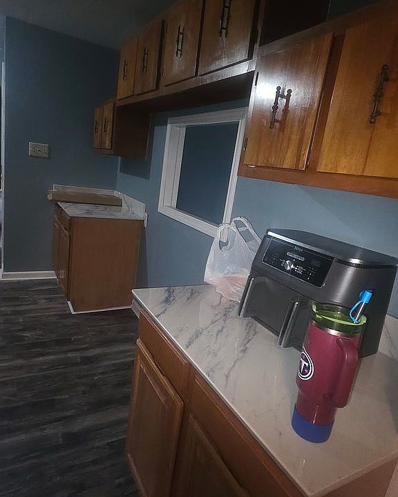 2nd image of 320 Double Bridges Rd