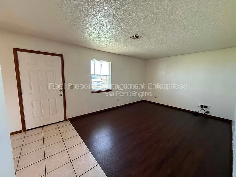 1803 Sandrock Rd — Photo 7