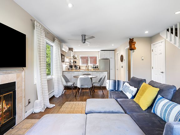 4th image of 1634 17th St APT 11