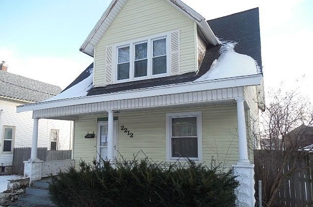 1st image of 2212 Parmele St