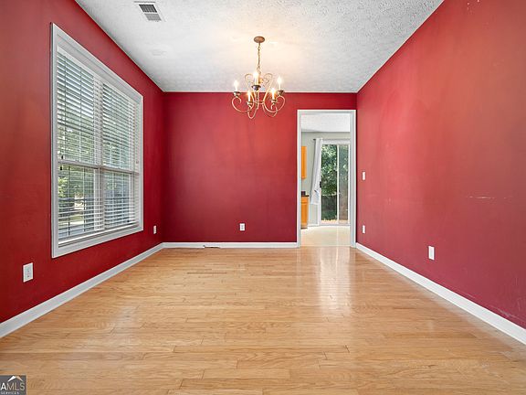 4th image of 224 Copperbend Dr