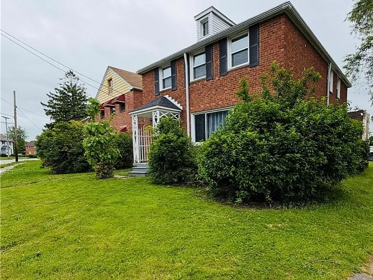 14701 Milverton Rd #1 — Photo 17