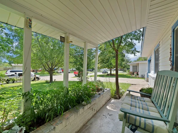 605 Biggs Ter, Arlington, TX 76010